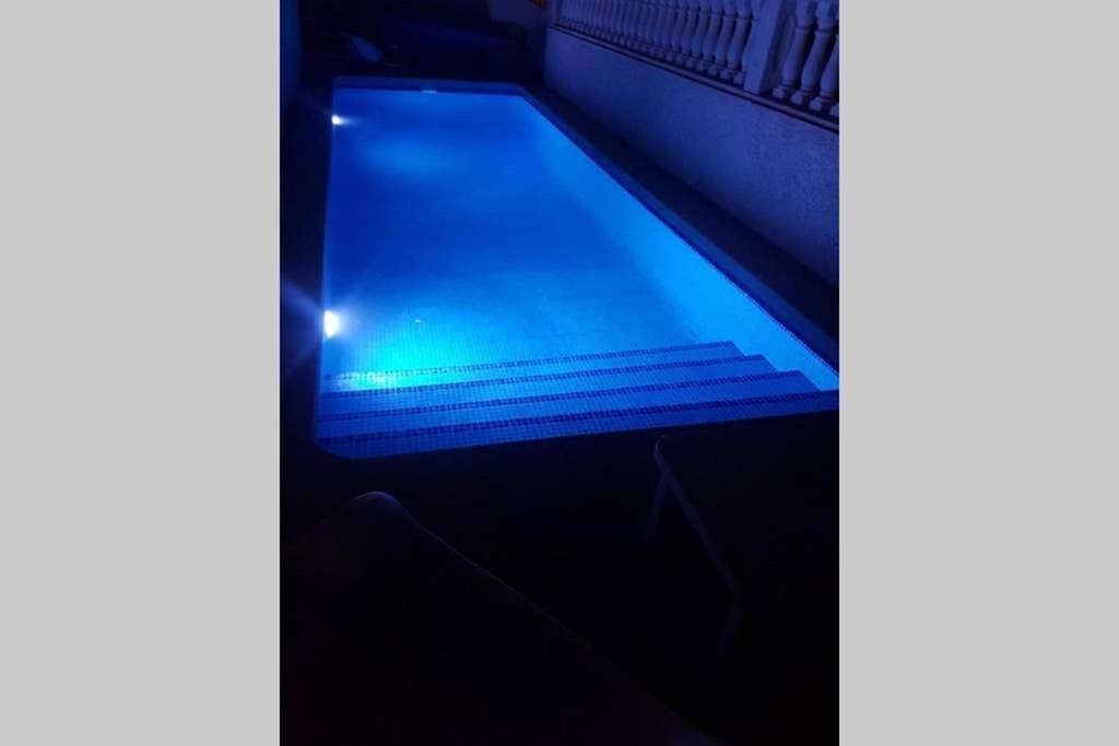 Pretty Villa With Private Pool 洛斯阿尔卡萨雷斯 外观 照片