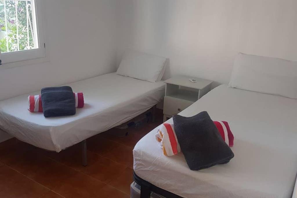 Pretty Villa With Private Pool 洛斯阿尔卡萨雷斯 外观 照片